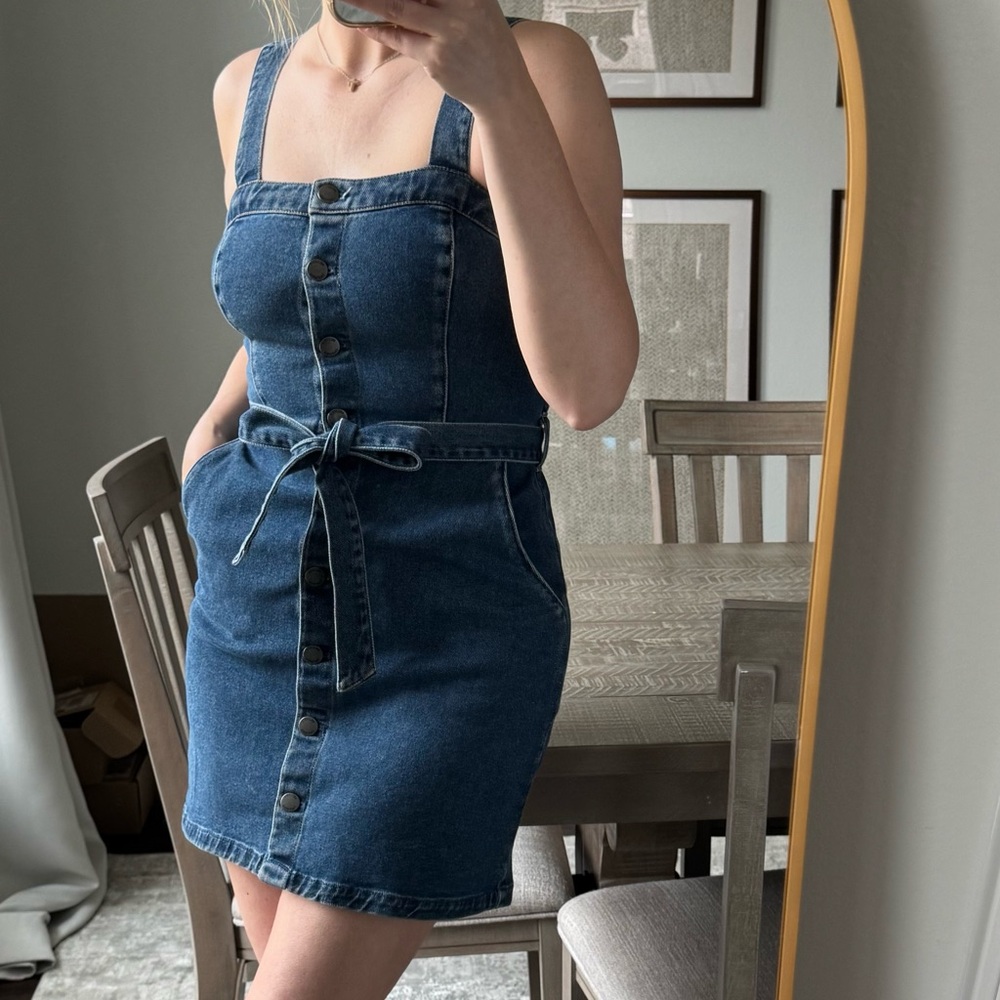 Hollister Medium Color Denim Button-Down Adjustable Strap Dress With Belt - Picture 10 of 16